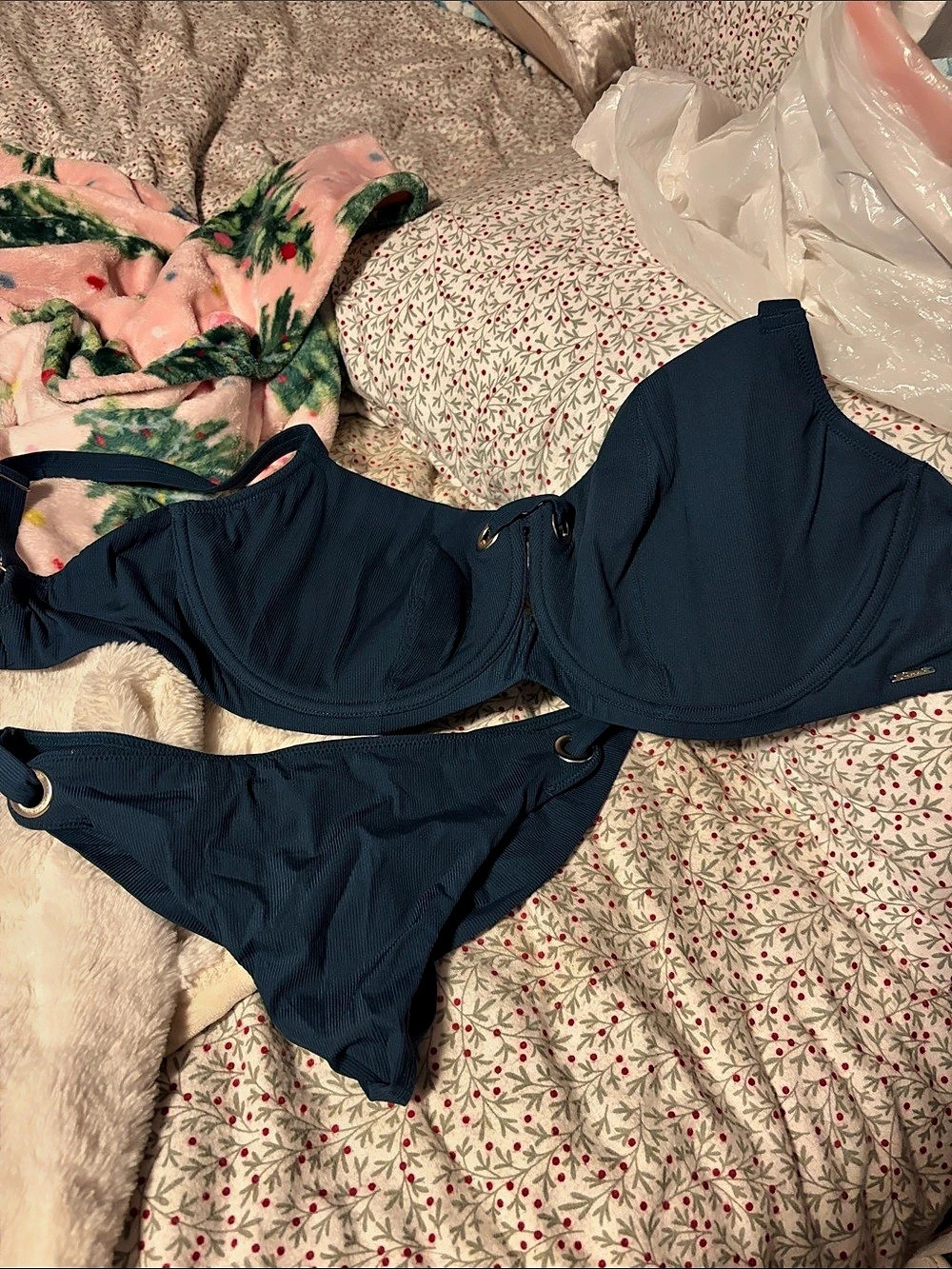 Charade Ribbed Bikini Set in Blue Size Medium Like New